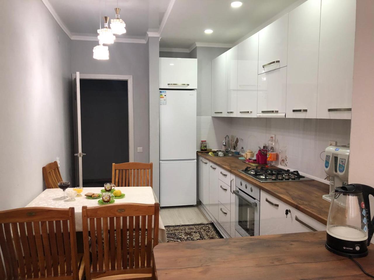 Flow Hostel Μπισκέκ Εξωτερικό φωτογραφία